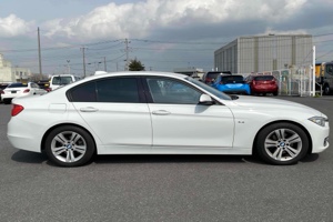vehicle photos